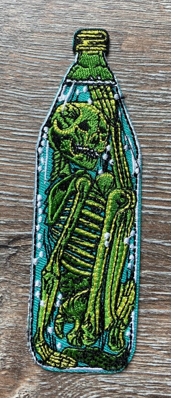 Skelett Patch Aufnäher Bügelbild Dead Tot Gift Flasche Schnaps Medizin Skull