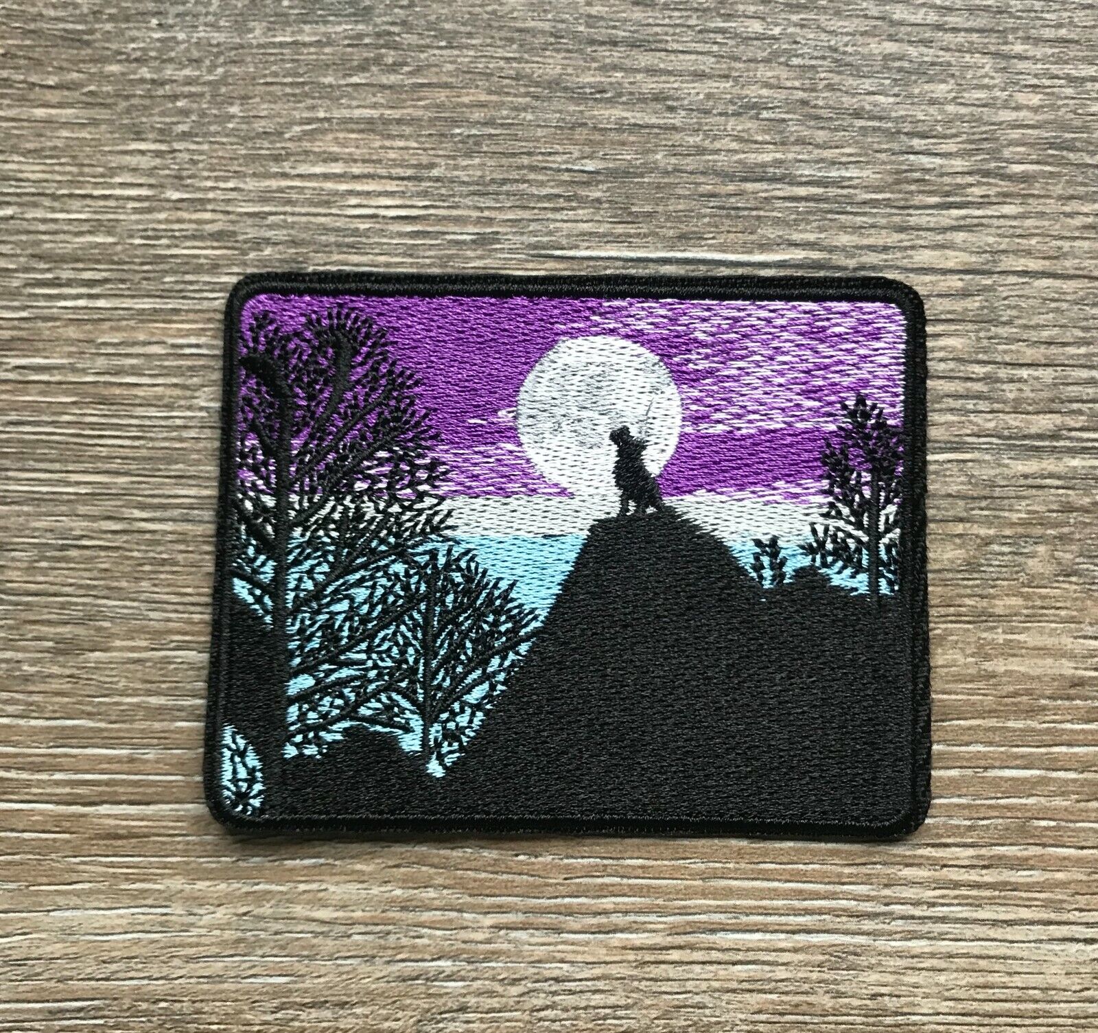 Adventure Outdoor Patch Aufnäher Bügelbild Abenteuer Natur Wildnis Wolf Mond