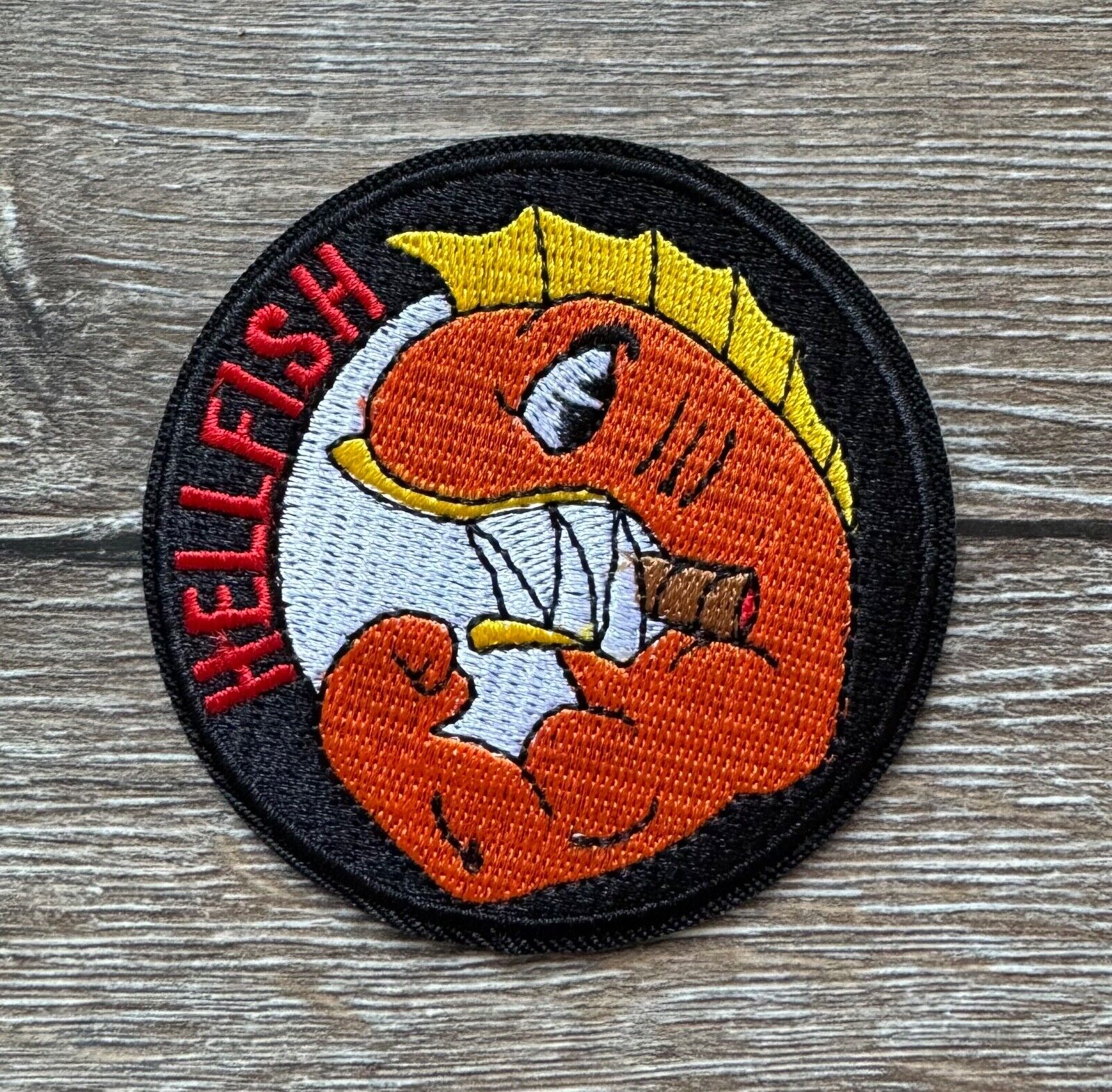 Hellfish Patch Aufnäher Bügelbild Fisch Muskeln Millitär Arme Simpsons Tattoo